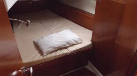 Bénéteau Oceanis 50 In Compliance