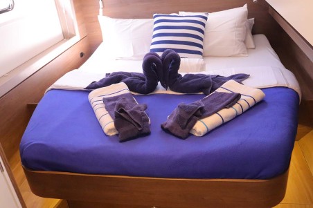 Catana Group Bali 4.4 - 4 + 1 cab. Stellar