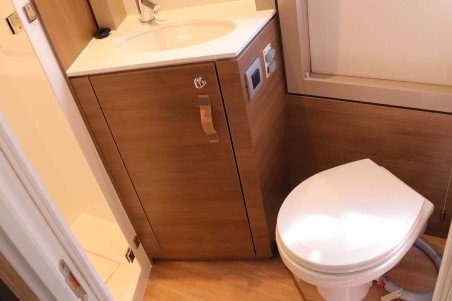 Catana Group Bali 4.4 - 4 + 1 cab. Stellar