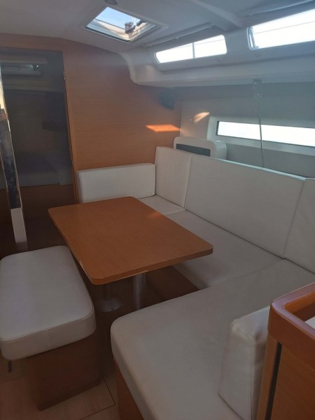 Jeanneau Sun Odyssey 440 - 4 cab. Apollonas