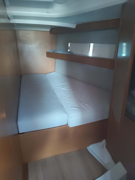 Jeanneau Sun Odyssey 440 - 4 cab. Apollonas