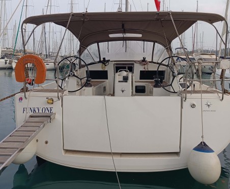 Jeanneau Sun Odyssey 440 - 4 cab. Funky One