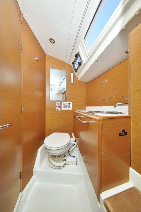 Jeanneau Sun Odyssey 449 Canne Bleue