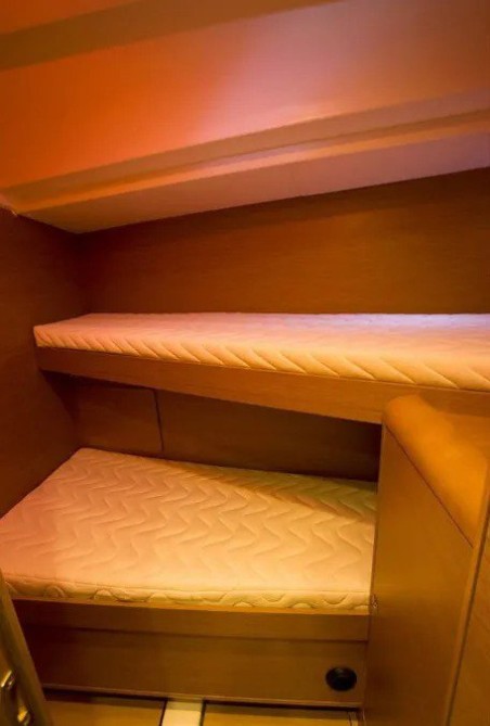 Jeanneau Sun Odyssey 449 Genesis