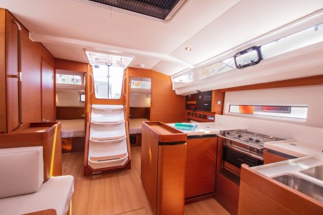 Jeanneau Sun Odyssey 440 - 4 cab. Trinity