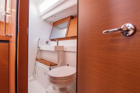 Jeanneau Sun Odyssey 440 - 4 cab. Trinity