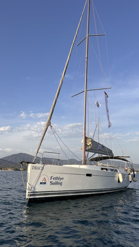 Hanse Yachts Hanse 445 Draco