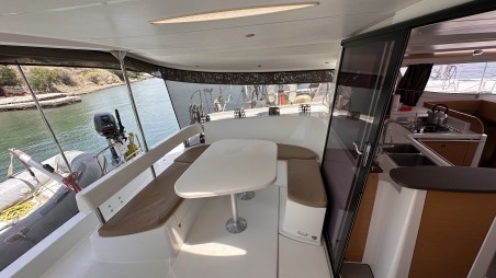 Fountaine Pajot Lipari 41 - 4 + 2 cab. Mirada