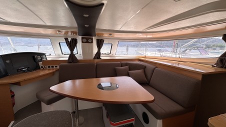 Fountaine Pajot Lipari 41 - 4 + 2 cab. Mirada