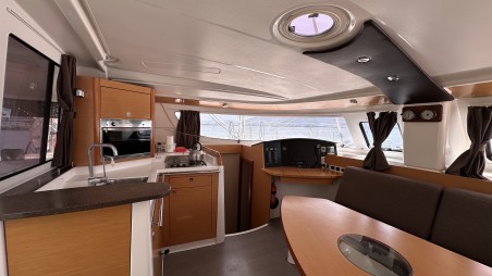 Fountaine Pajot Lipari 41 - 4 + 2 cab. Mirada
