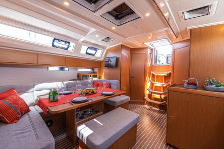 Bavaria Yachtbau Bavaria Cruiser 46 - 4 cab. Just Be