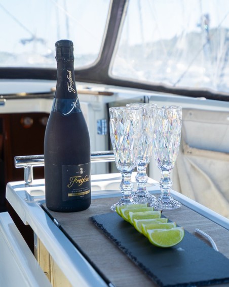 Bénéteau Oceanis 38.1 Hydra