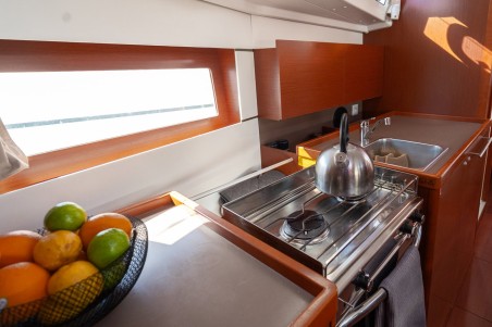 Bénéteau Oceanis 38.1 Hydra