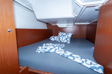 Bénéteau Oceanis 38.1 Hydra