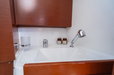 Bénéteau Oceanis 38.1 Hydra