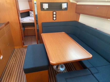 Bavaria Yachtbau Bavaria Cruiser 41 - 3 cab. Miber Rhea