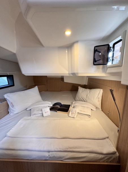 Bavaria Yachtbau Bavaria C42 Sorores