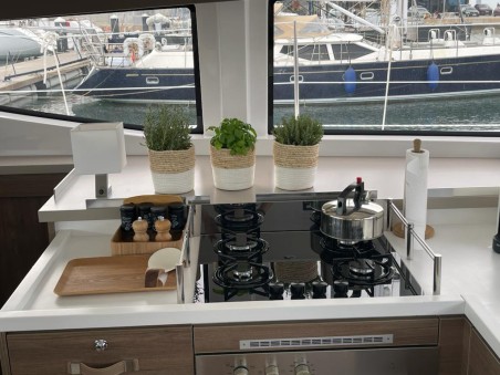 Catana Group Bali 4.4 - 4 + 1 cab. Enterprise