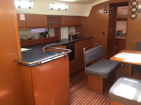 Bavaria Yachtbau Bavaria Cruiser 45 - 4 cab. Aura 1