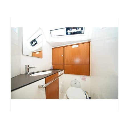 Bavaria Yachtbau Bavaria Cruiser 46 - 4 cab. Metis