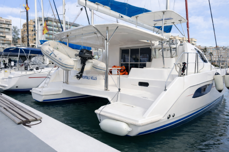 Leopard Catamarans / Robertson & Caine Leopard 44 Portals Vells
