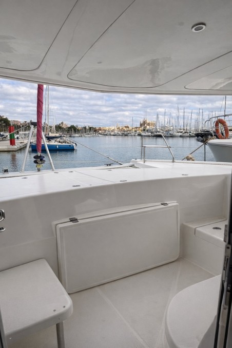 Leopard Catamarans / Robertson & Caine Leopard 44 Portals Vells