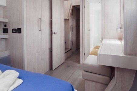 Leopard Catamarans / Robertson & Caine Leopard 58 Between