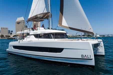 Catana Group Bali 4.4 - 3 + 1 cab. Relentless