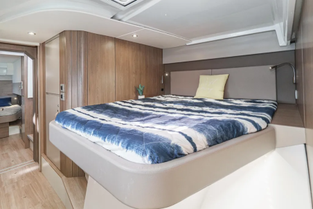 Catana Group Bali 4.4 - 3 + 1 cab. Relentless