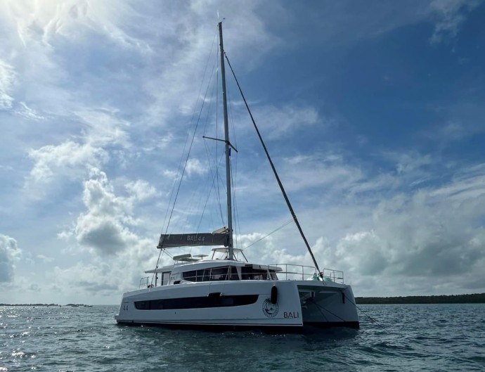 Catana Group Bali 4.4 - 3 + 1 cab. Sunset Chaser