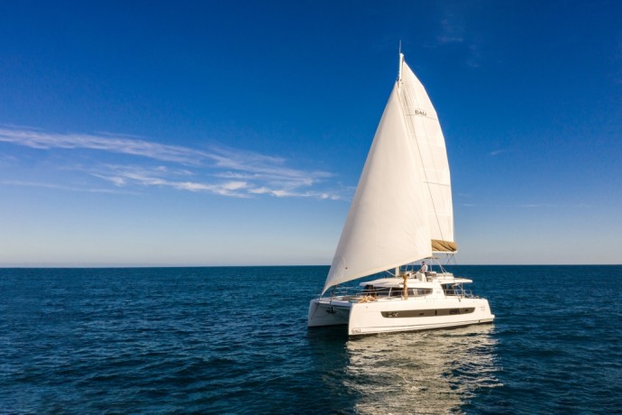 Catana Group Bali 4.6 - 4 + 1 cab. First Tracks