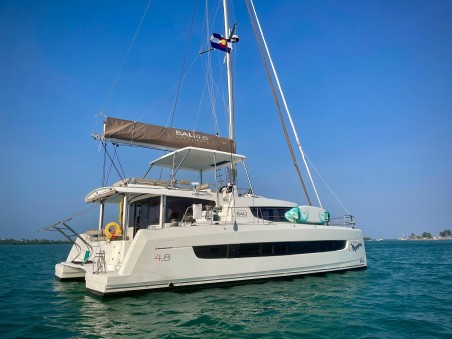 Catana Group Bali 4.8 - 4 + 1 cab. Magnificent