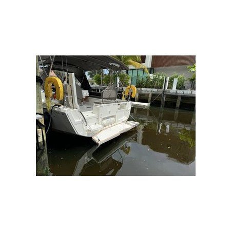 Dufour Yachts Dufour 37 - 3 cab. Island Girl