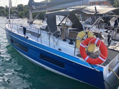 Dufour Yachts Dufour 41 - 3 cab. Seabreeze Smile