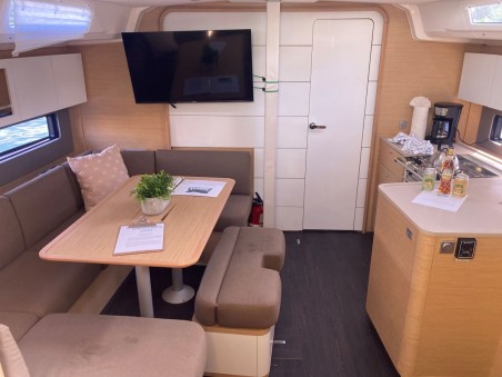 Dufour Yachts Dufour 41 - 3 cab. Seabreeze Smile