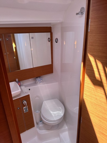 Dufour Yachts Dufour 430 - 3 cab. Opportune Moment