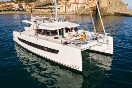 Bali 4.6 | Yacht Charter Bahamas | Travelboat